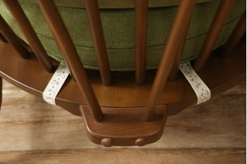 中古　美品　アーコール(ERCOL)　ほっと心が落ち着くような癒しカラーが魅力の1人掛けソファ(ウインザーチェア、アーコールチェア、イージーチェア、ラウンジチェア、ボウバック、ウィンザーチェア、アームチェア、1P)(R-065235)
