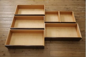 中古　美品!!　松本民芸家具　シンプルな中に上品さがある#46型ベビータンス(チェスト、引き出し、洋服タンス)(定価約38万5千円)(R-065245)