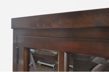 中古　美品　松本民芸家具　脚(台輪)リメイク　落ち着きのある大人空間を演出してくれるキャビネット(収納棚、戸棚、サイドボード)(R-065247)