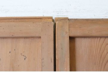 アンティーク建具　昭和初期　経年を感じる風合いが味わい深い雨戸2枚セット(板戸、引き戸)(R-065250)