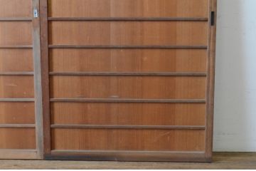 アンティーク建具　昭和初期　上手物!!　美しい柾目が魅力の舞良戸2枚セット(まいらど、板戸、引き戸)(R-065252)
