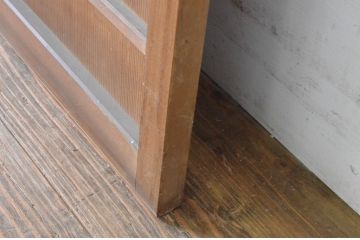 アンティーク建具　昭和初期　上手物!!　美しい柾目が魅力の舞良戸1枚(まいらど、横桟板戸、引き戸)(R-065254)