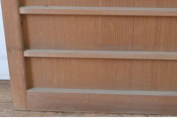 アンティーク建具　昭和初期　上手物!!　美しい柾目が魅力の舞良戸1枚(まいらど、横桟板戸、引き戸)(R-065255)