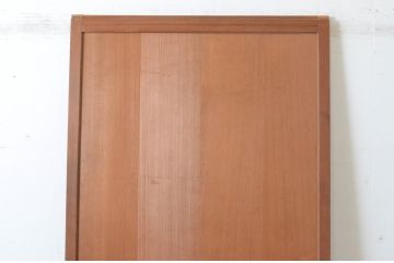 アンティーク建具　昭和初期　上手物!!　美しい柾目が魅力の舞良戸1枚(まいらど、横桟板戸、引き戸)(R-065255)