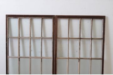 アンティーク建具　上手物!　古い木味の面取り桟ガラス窓2枚セット(ガラス戸、引き戸)(R-065262)