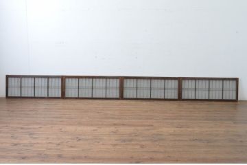 アンティーク建具　古い木味の格子入り横長ガラス窓4枚セット(ガラス戸、引き戸、明かり取り、明り取り、欄間)(R-065285)