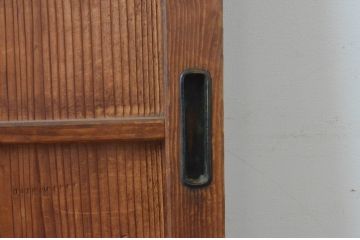 アンティーク建具　あたたかみのある木の味わいが感じられる舞良戸窓2枚セット(まいらど、板戸、引き戸)(R-065321)