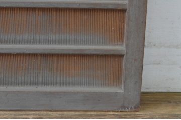 アンティーク建具　味のある木の風合いが魅力的な舞良戸窓2枚セット(まいらど、板戸、引き戸)(R-065323)