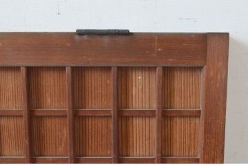 アンティーク建具　縦でも横でも使えるマス目(升目)格子の小さな扉1枚(きつね格子、狐格子、窓、木製戸)(R-065340)