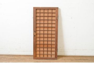 アンティーク建具　縦でも横でも使えるマス目(升目)格子の小さな扉1枚(きつね格子、狐格子、窓、木製戸)(R-065341)