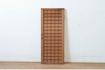 アンティーク建具　縦でも横でも使えるマス目(升目)格子の小さな扉1枚(きつね格子、狐格子、窓、木製戸)(R-065343)