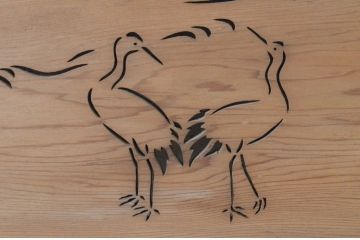 アンティーク建具　野でたわむれる鳥が透かし彫りで表現された欄間2枚セット(明かり取り、明り取り)(R-065357)