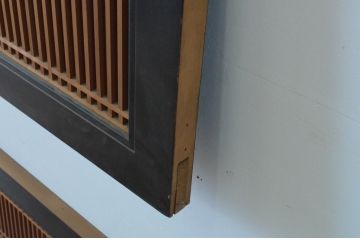 アンティーク建具　特大サイズ!!黒漆塗り枠が美しい存在感のある格子欄間2枚セット(明かり取り、明り取り)(R-065358)