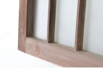 アンティーク建具　シンプルでインテリアに合わせやすい格子入りのスモークガラス欄間3枚セット(明かり取り、明り取り)(R-065359)