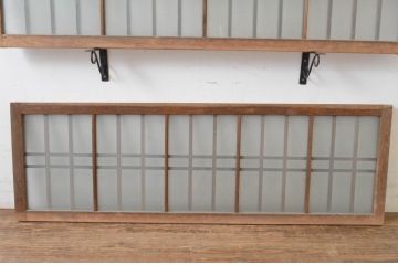 アンティーク建具　シンプルでインテリアに合わせやすい格子入りのスモークガラス欄間3枚セット(明かり取り、明り取り)(R-065359)