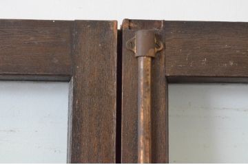 アンティーク建具　大正ロマン　古い洋館で使われていたグレモン錠付き両開き窓と明かり取りのセット(突き出し窓、ガラス扉、明り取り)(R-065363)