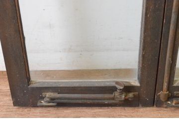 アンティーク建具　大正ロマン　古い洋館で使われていたグレモン錠付き両開き窓と明かり取りのセット(突き出し窓、ガラス扉、明り取り)(R-065363)