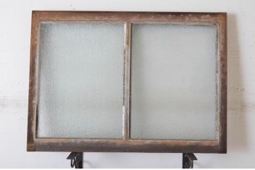 アンティーク建具　大正ロマン　古い洋館で使われていたグレモン錠付き両開き窓と明かり取りのセット(突き出し窓、ガラス扉、明り取り)(R-065363)