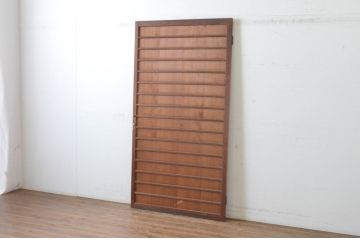 アンティーク建具　上質な銅製のつまみ付き舞良戸扉1枚(まいらど、板戸、ドア)(R-065365)