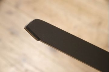 中古　超美品　ほぼ未使用　arflex(アルフレックス)　LUCIA(ルチア)　バックスキン張り(張り地L4ランク)　丸みのあるフォルムが柔らかい印象を与える1人掛けソファ(1P、回転チェア、椅子、イス)(定価716,100円)(R-065389)