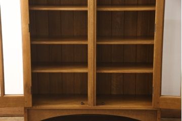 アメリカヴィンテージ　Stickley(スティックレー、スティックレイ)　ナチュラルテイストの空間づくりにおすすめのキャビネット(ブックケース、本箱、収納棚、戸棚、ビンテージ)(R-065391)