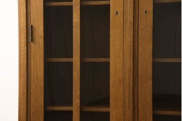 アメリカヴィンテージ　Stickley(スティックレー、スティックレイ)　ナチュラルテイストの空間づくりにおすすめのキャビネット(ブックケース、本箱、収納棚、戸棚、ビンテージ)(R-065391)