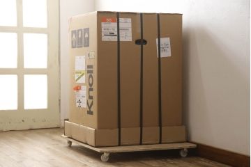 新品　未開封品　未使用品　Knoll製(ノル)　Mies van der Rohe(ミース・ファン・デル・ローエ)コレクション  Brno armchair　flat bar　255 ACRG(ブルーノアームチェア　フラットバー)　ブラック　本革(レザー・Wランク)　アームパッド付チェア(ダイニングチェア、椅子、イス)(定価約41万8千円)(R-065393)