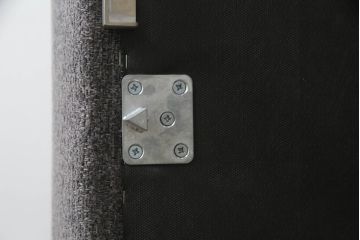 中古　美品　IDC大塚家具取り扱い　すっきりとしたリビングスタイルを実現できるクッション付きコーナーソファ(L字型、4人掛け、5人掛け、4P)(定価約48万円)(R-065394)