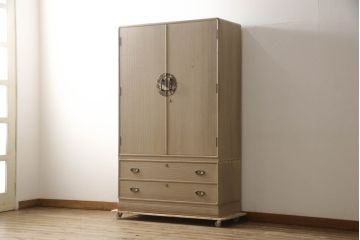 中古　国産　職人手造り　美しい金具が目を惹く上品な総桐箪笥(並厚、四方丸、桐たんす、整理タンス、引き出し、チェスト、和箪笥、衣装箪笥、着物箪笥、衣装盆)(R-065395)