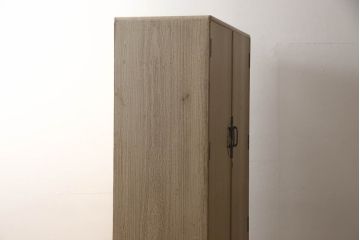 中古　国産　職人手造り　美しい金具が目を惹く上品な総桐箪笥(並厚、四方丸、桐たんす、整理タンス、引き出し、チェスト、和箪笥、衣装箪笥、着物箪笥、衣装盆)(R-065395)