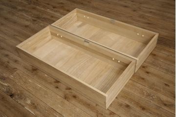 中古　国産　職人手造り　美しい金具が目を惹く上品な総桐箪笥(並厚、四方丸、桐たんす、整理タンス、引き出し、チェスト、和箪笥、衣装箪笥、着物箪笥、衣装盆)(R-065395)