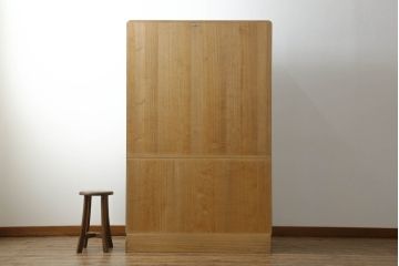 中古　伝統工芸士　熊倉由蔵作　凛とした佇まいが魅力の加茂総桐箪笥(胴厚、四方丸、桐たんす、着物箪笥、和タンス、引き出し、衣装箪笥)(R-065397)