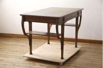 中古　美品　イタリア高級家具　メデア(Medea)　アールヌーボー　クラシカルな佇まいが魅力的なレザートップデスク(アールヌーヴォー、ワークデスク、机、テーブル、作業台、在宅用、在宅ワーク用)(R-065398)