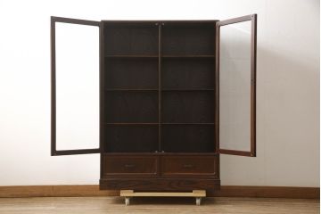 中古　美品　最高級品　指物工芸家具　欅(ケヤキ)材　柾目と板目が美しい総漆塗りの収納棚(ブックケース、本箱、書棚、キャビネット、戸棚、飾り棚)(定価推定約90万円)(R-065407)