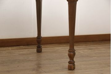 中古　DREXEL HERITAGE(ドレクセルヘリテイジ)　FRANCESCA(フランチェスカ)シリーズ　優美な佇まいのダイニングテーブル(2人掛け、4人掛け、食卓、作業台)(R-065412)