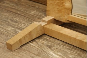 中古　美品　純木家具　楓(カエデ)材　鳥眼杢(バーズアイ)　木本来の趣がお楽しみいただけるスタンドミラー(姿見、ドレッシングミラー、鏡)(R-065413)