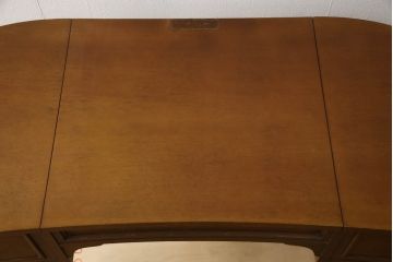 中古　DREXEL HERITAGE(ドレクセルヘリテイジ)　Triune(トライユン)　高級感漂う佇まいが魅力のドレッサーとスツールのセット(化粧台、鏡台、引き出し、ミラー、オットマン)(ドレッサーの定価約42万円)(R-065414)
