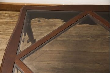 中古　アメリカ製　ガラス天板　クラシカルなデザインが魅力のセンターテーブル(リビングテーブル、ローテーブル、フロアテーブル、センチュリー社)(R-065418)