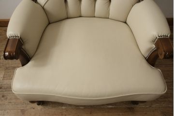 中古　美品　モリシゲ(MORISHIGE/森繁)　ロイヤルクィーン　優雅なデザインが魅力的な1Pソファ(アームチェア、1人掛けソファ、アームソファ、椅子、イス)(定価約108万9千円)(R-065423)