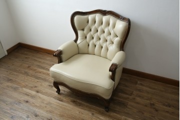 中古　美品　モリシゲ(MORISHIGE/森繁)　ロイヤルクィーン　優雅なデザインが魅力的な1Pソファ　定価約108万9千円　(R-065423)