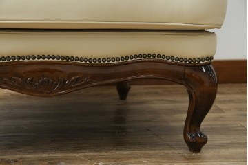 中古　美品　モリシゲ(MORISHIGE/森繁)　ロイヤルクィーン　優雅なデザインが魅力的な1Pソファ　定価約108万9千円　(R-065423)