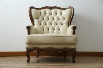 中古　美品　モリシゲ(MORISHIGE/森繁)　ロイヤルクィーン　優雅なデザインが魅力的な1Pソファ　定価約108万9千円　(R-065423)