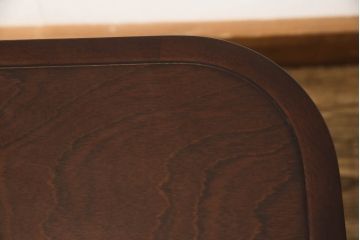 中古　美品　モリシゲ(MORISHIGE/森繁)　フローラ　濃い木色で落ち着いた空間を演出するサイドテーブル(コーヒーテーブル、カフェテーブル、ローテーブル)(定価約11万9千円)(R-065425)