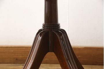 中古　美品　モリシゲ(MORISHIGE/森繁)　フローラ　濃い木色で落ち着いた空間を演出するサイドテーブル(コーヒーテーブル、カフェテーブル、ローテーブル)(定価約11万9千円)(R-065425)