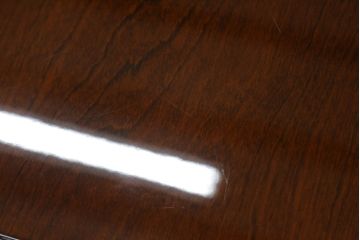 中古　美品　モリシゲ(MORISHIGE/森繁)　フローラ　濃い木色で落ち着いた空間を演出するサイドテーブル(コーヒーテーブル、カフェテーブル、ローテーブル)(定価約11万9千円)(R-065426)