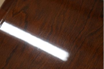 中古　美品　モリシゲ(MORISHIGE/森繁)　フローラ　濃い木色で落ち着いた空間を演出するサイドテーブル(コーヒーテーブル、カフェテーブル、ローテーブル)(定価約11万9千円)(R-065426)