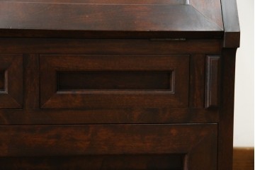 中古　松本民芸家具　高山式座ビューロー　和室や和モダンなリビングにおすすめのライティングビューロー　定価約30万8千円相当　(R-065432)