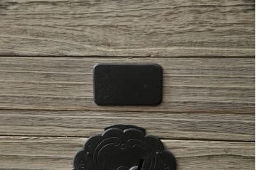 和製アンティーク　美品!!　専門店で再生済み　木の色味がシックな印象の総桐箪笥(整理箪笥、総桐たんす、引き出し、和タンス、衣装箪笥)(R-065433)