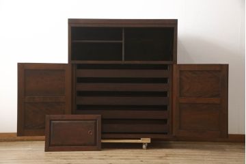 中古　美品　松本民芸家具　脚(台輪)付きリメイク　直線的なデザインがシックな印象を醸し出す着物箪笥キャビネット(和タンス、着物箪笥、衣装箪笥、戸棚、収納棚)(R-065435)