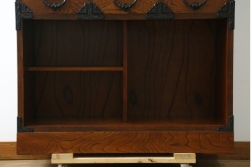 中古　岩谷堂箪笥　No.96　雪国　和の趣き漂う格子引き戸の茶箪笥　定価約62万円　(R-065444)